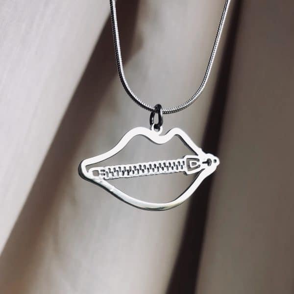 Lips Zipper Pendant Necklace with Bold Modern Design, Unique Statement Jewelry Gift for Her